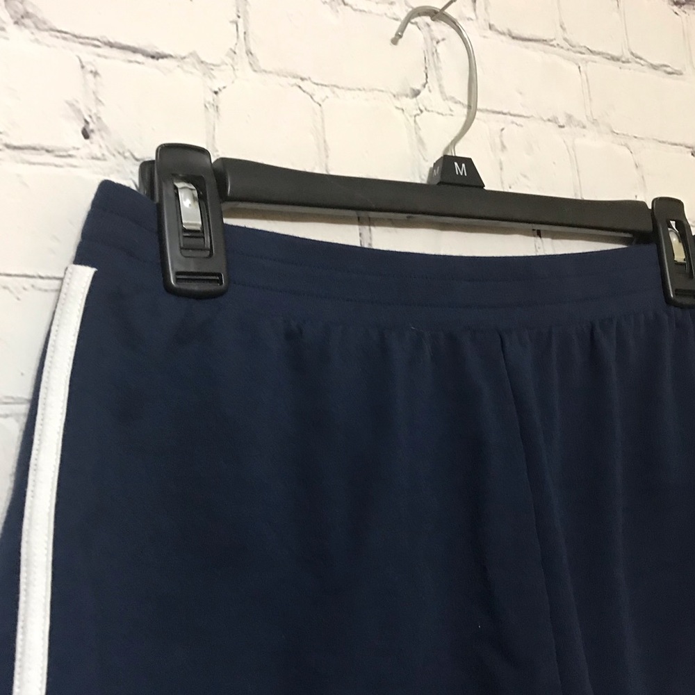 Classic Navy Sport Short - Picture 3 of 6